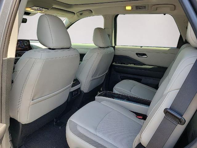 2026 Nissan Pathfinder SL 2WD