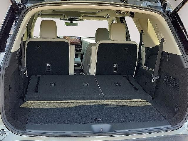 2026 Nissan Pathfinder SL 2WD