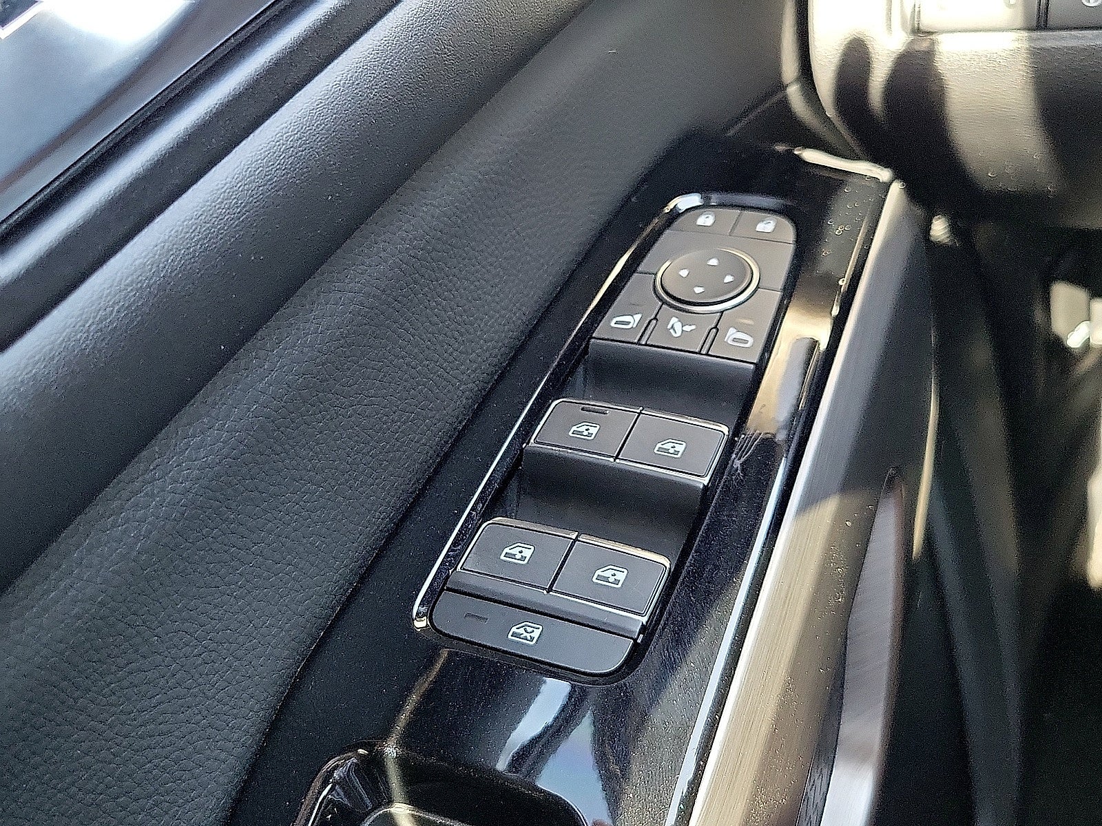 2024 Nissan Pathfinder Platinum 2WD