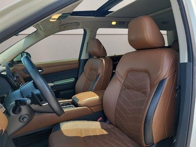2024 Nissan Pathfinder Platinum 2WD