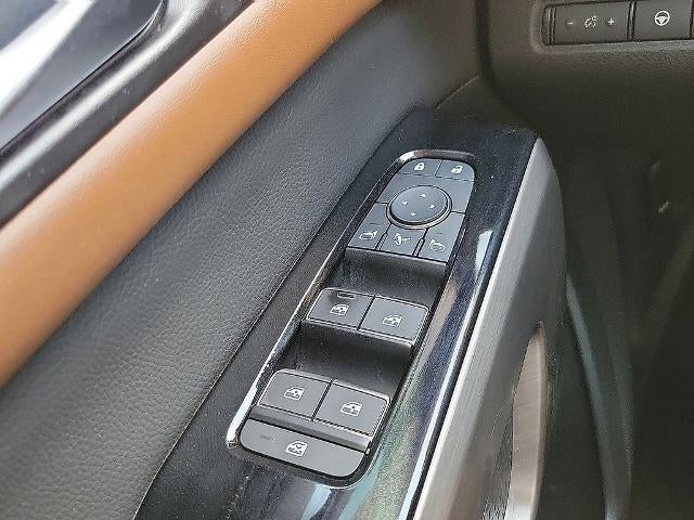 2024 Nissan Pathfinder Platinum 2WD