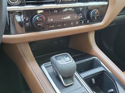 2024 Nissan Pathfinder Platinum 2WD