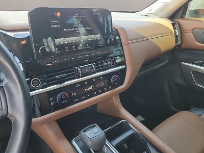 2024 Nissan Pathfinder Platinum 2WD