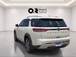 2024 Nissan Pathfinder Platinum 2WD