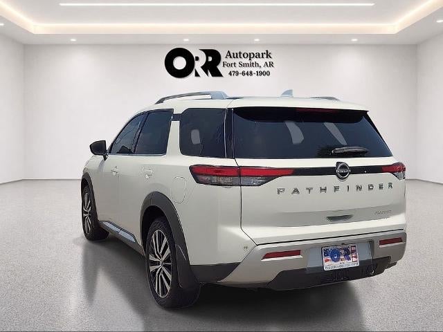 2024 Nissan Pathfinder Platinum 2WD