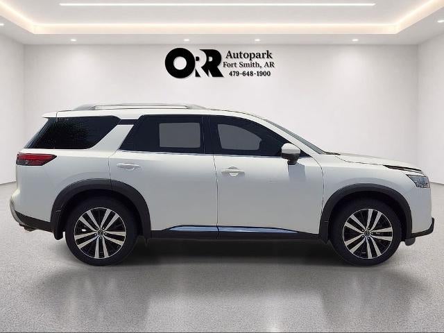 2024 Nissan Pathfinder Platinum 2WD