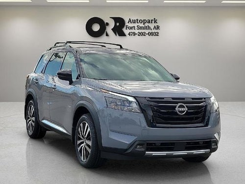 2025 Nissan Pathfinder Platinum 2WD