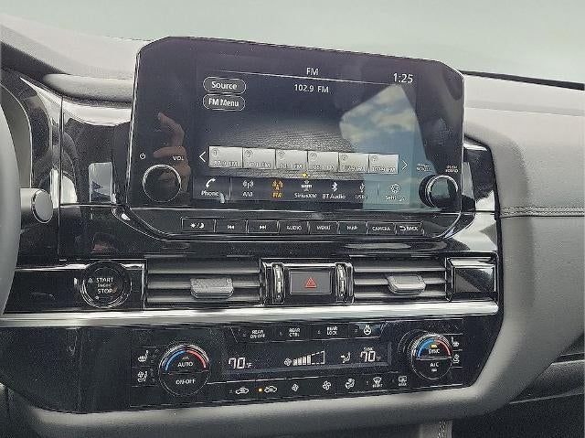 2025 Nissan Pathfinder Platinum 2WD