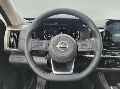 2025 Nissan Pathfinder Platinum 2WD