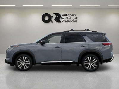 2025 Nissan Pathfinder Platinum 2WD