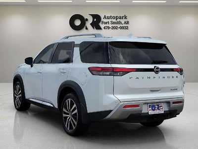 2025 Nissan Pathfinder Platinum 2WD