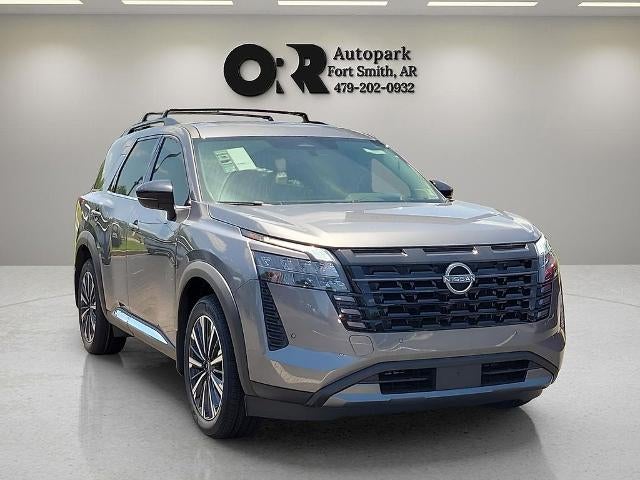 2026 Nissan Pathfinder Platinum 4WD's photo