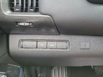 2026 Nissan Pathfinder Platinum 4WD