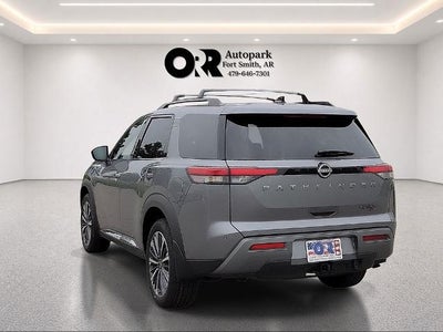 2026 Nissan Pathfinder Platinum 4WD