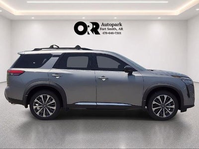 2026 Nissan Pathfinder Platinum 4WD