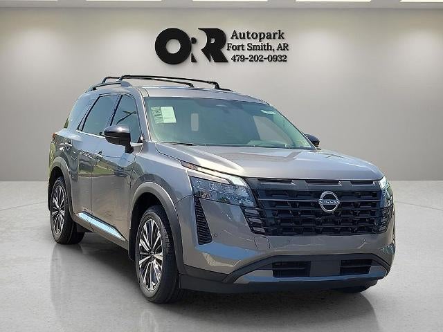 2026 Nissan Pathfinder Platinum 4WD's photo