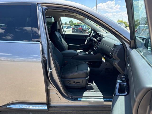 2026 Nissan Pathfinder Platinum 4WD
