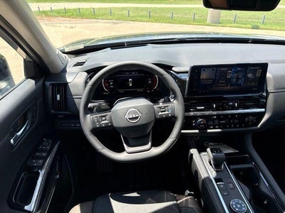 2026 Nissan Pathfinder Platinum 4WD