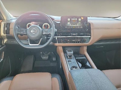 2025 Nissan Pathfinder Platinum 4WD