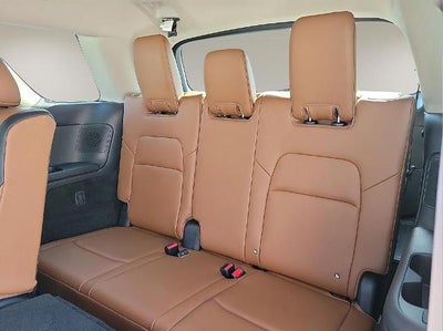 2025 Nissan Pathfinder Platinum 4WD