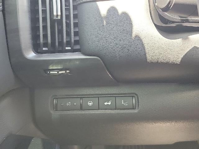 2026 Nissan Pathfinder Platinum 4WD