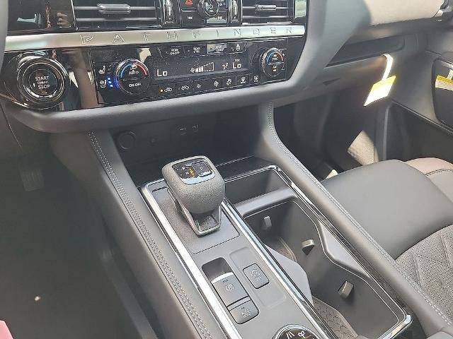 2026 Nissan Pathfinder Platinum 4WD