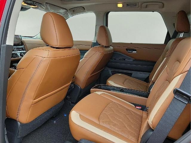 2026 Nissan Pathfinder Platinum 4WD