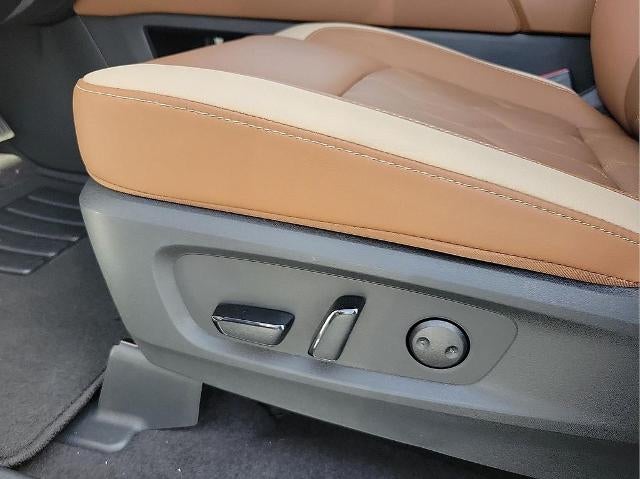 2026 Nissan Pathfinder Platinum 4WD