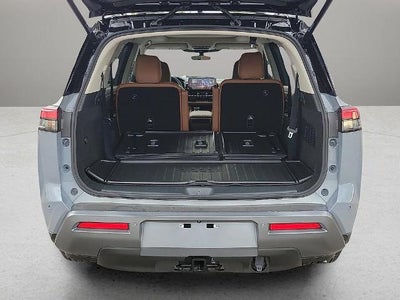 2026 Nissan Pathfinder Platinum 4WD