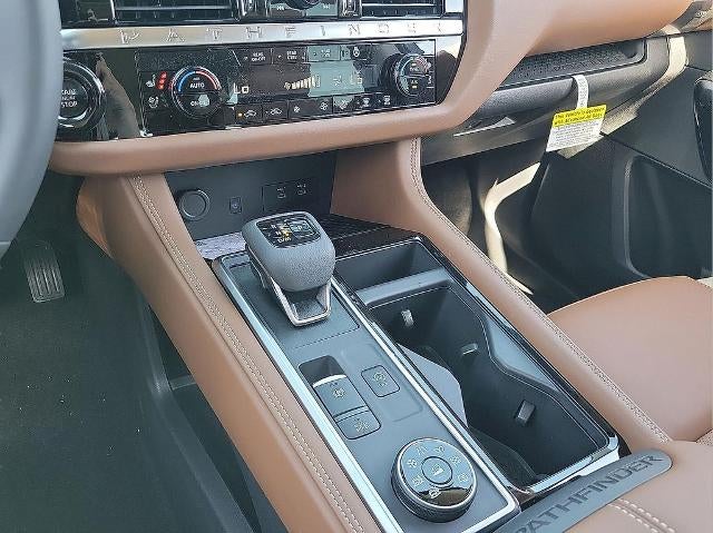 2026 Nissan Pathfinder Platinum 4WD