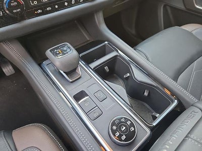 2024 Nissan Pathfinder Platinum 4WD