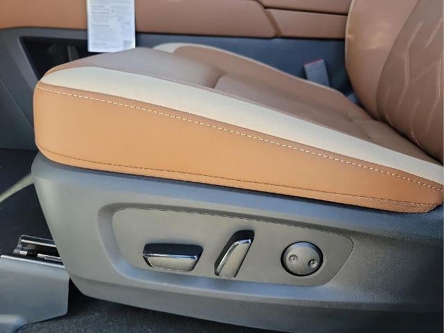 2026 Nissan Pathfinder Platinum 4WD