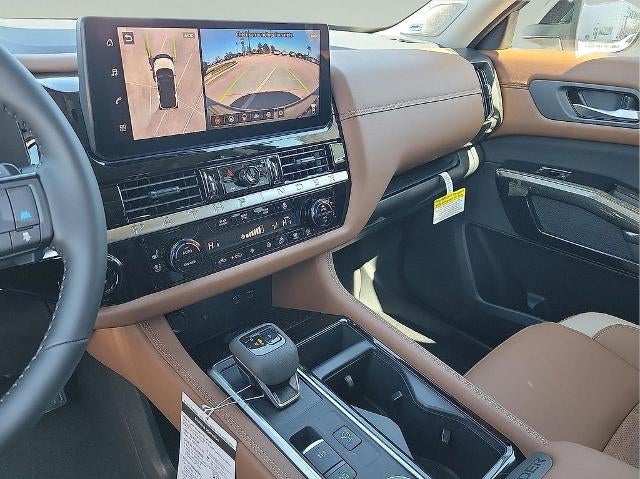 2026 Nissan Pathfinder Platinum 4WD