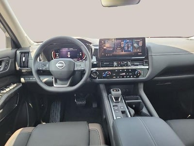 2026 Nissan Pathfinder Platinum 2WD