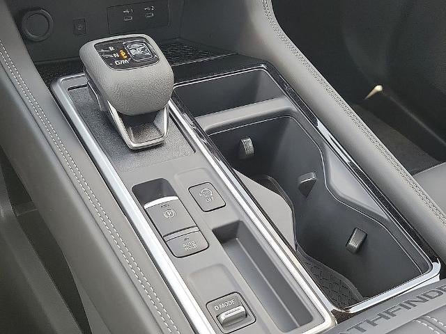 2026 Nissan Pathfinder Platinum 2WD