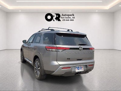 2026 Nissan Pathfinder Platinum 2WD