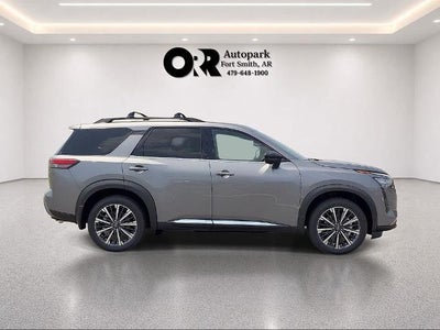 2026 Nissan Pathfinder Platinum 2WD