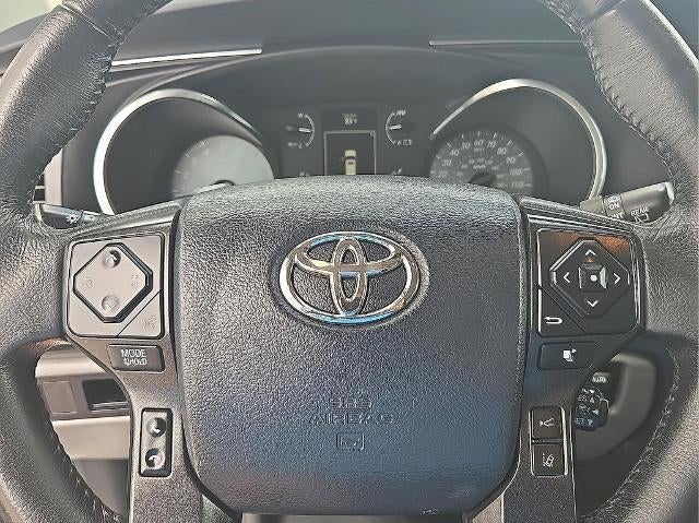 2018 Toyota Sequoia SR5 4WD (SE)