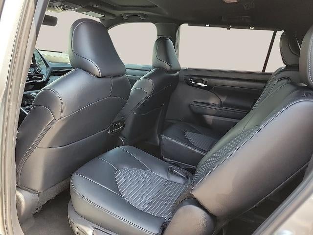 2025 Toyota Highlander XSE AWD (Natl)