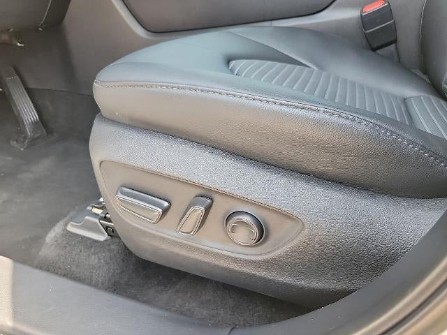2025 Toyota Highlander XSE AWD (Natl)