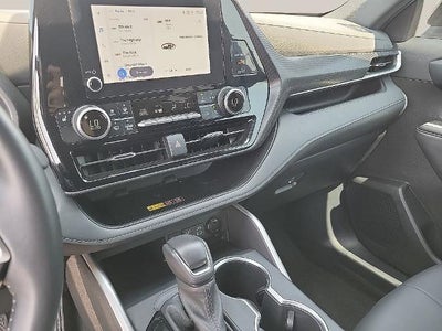 2025 Toyota Highlander XSE AWD (Natl)