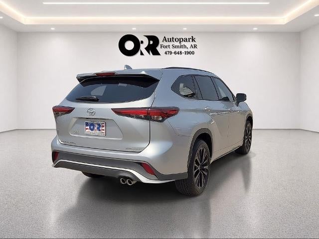 2025 Toyota Highlander XSE AWD (Natl)