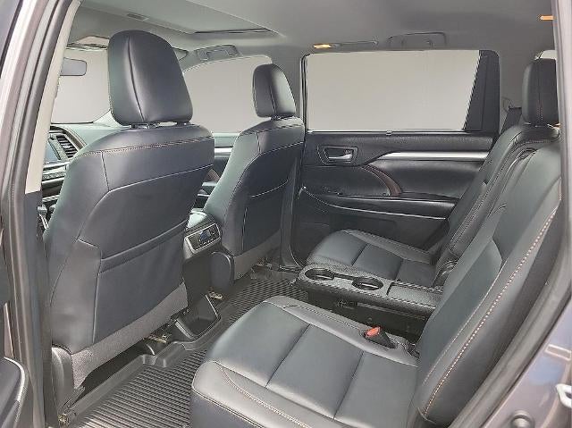 2019 Toyota Highlander XLE V6 FWD (Natl)