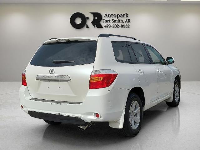2010 Toyota Highlander FWD 4dr L4 Base (Natl)