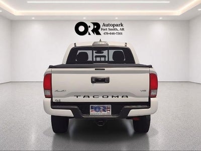 2019 Toyota Tacoma 4WD 4WD SR Double Cab 5' Bed V6 AT (GS)