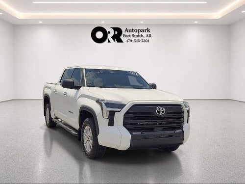 2024 Toyota Tundra 4WD 4WD SR5 CrewMax 5.5' Bed (SE)