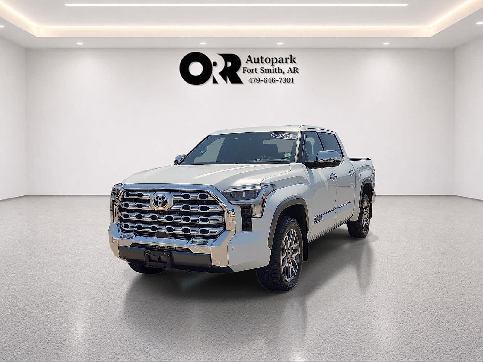 2025 Toyota Tundra 4WD 4WD 1794 Edition CrewMax 5.5' Bed (Natl)