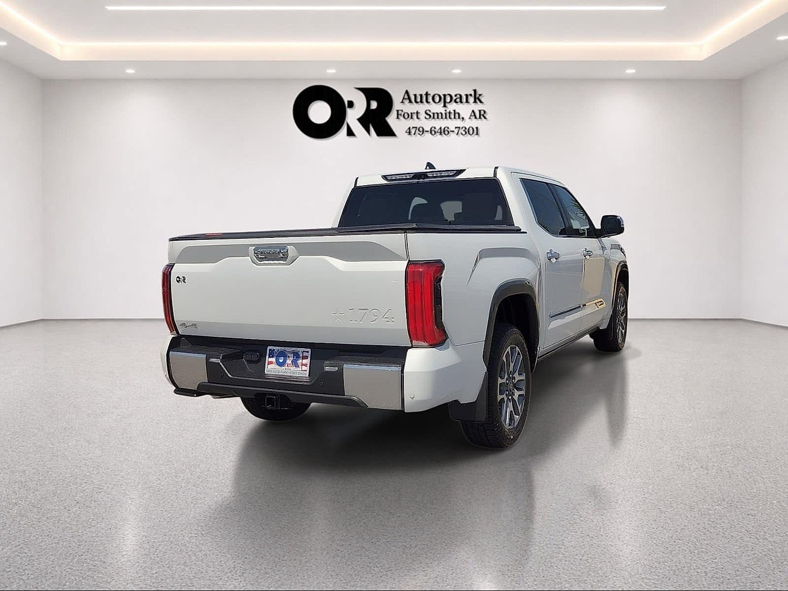 2025 Toyota Tundra 4WD 4WD 1794 Edition CrewMax 5.5' Bed (Natl)