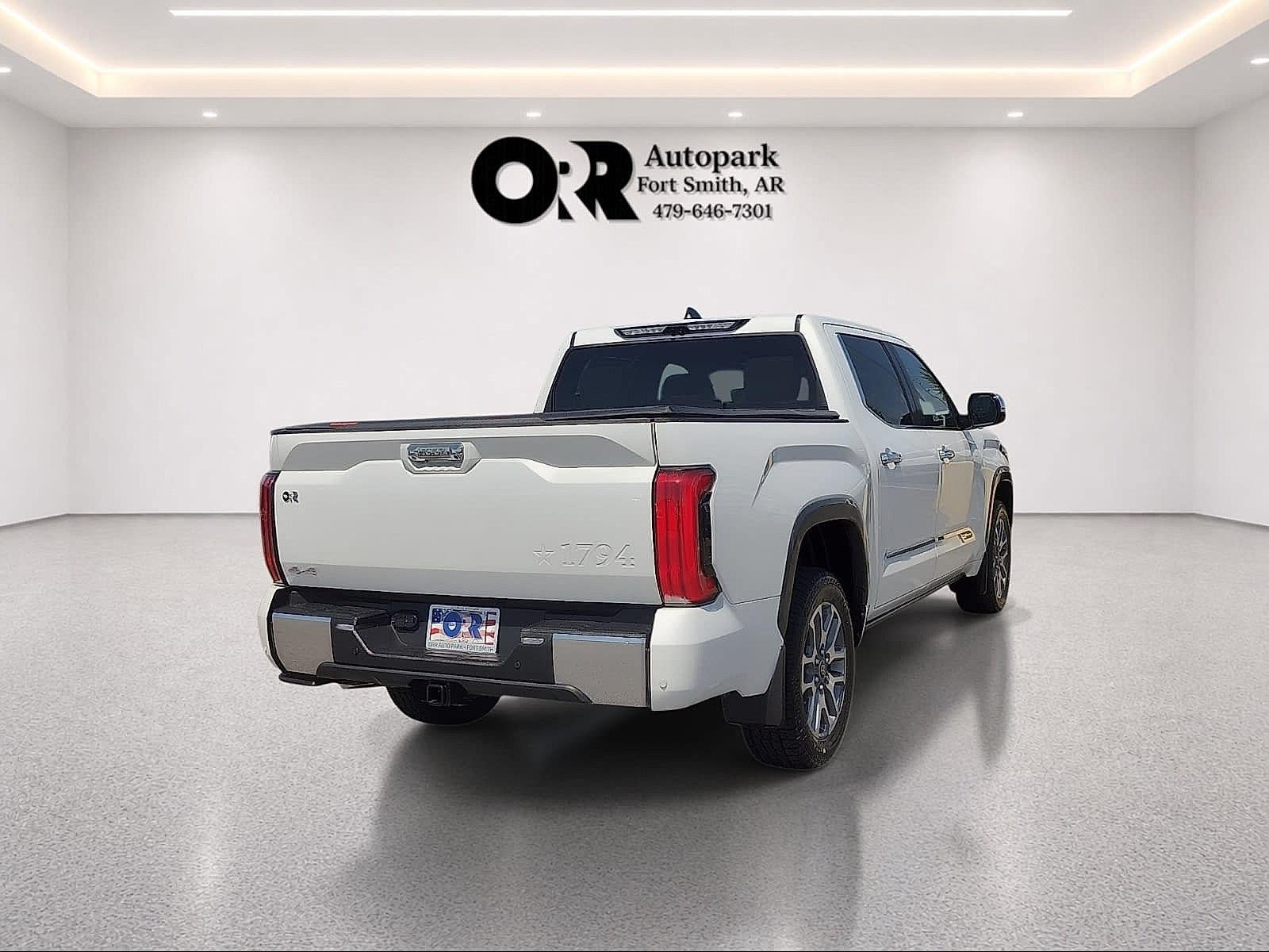 2025 Toyota Tundra 4WD 4WD 1794 Edition CrewMax 5.5' Bed (Natl)