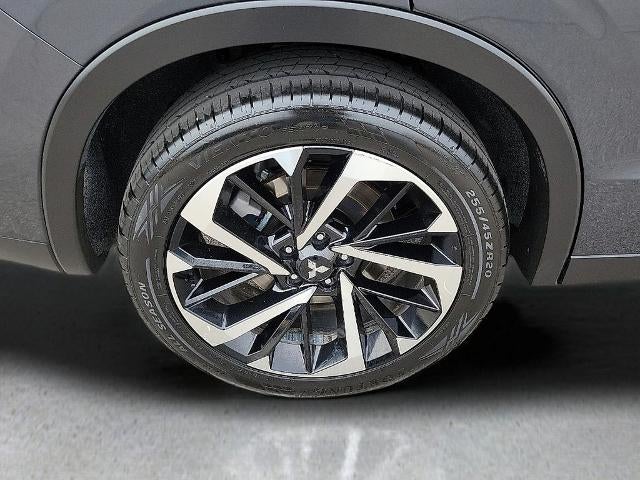 2024 Mitsubishi Outlander SE FWD